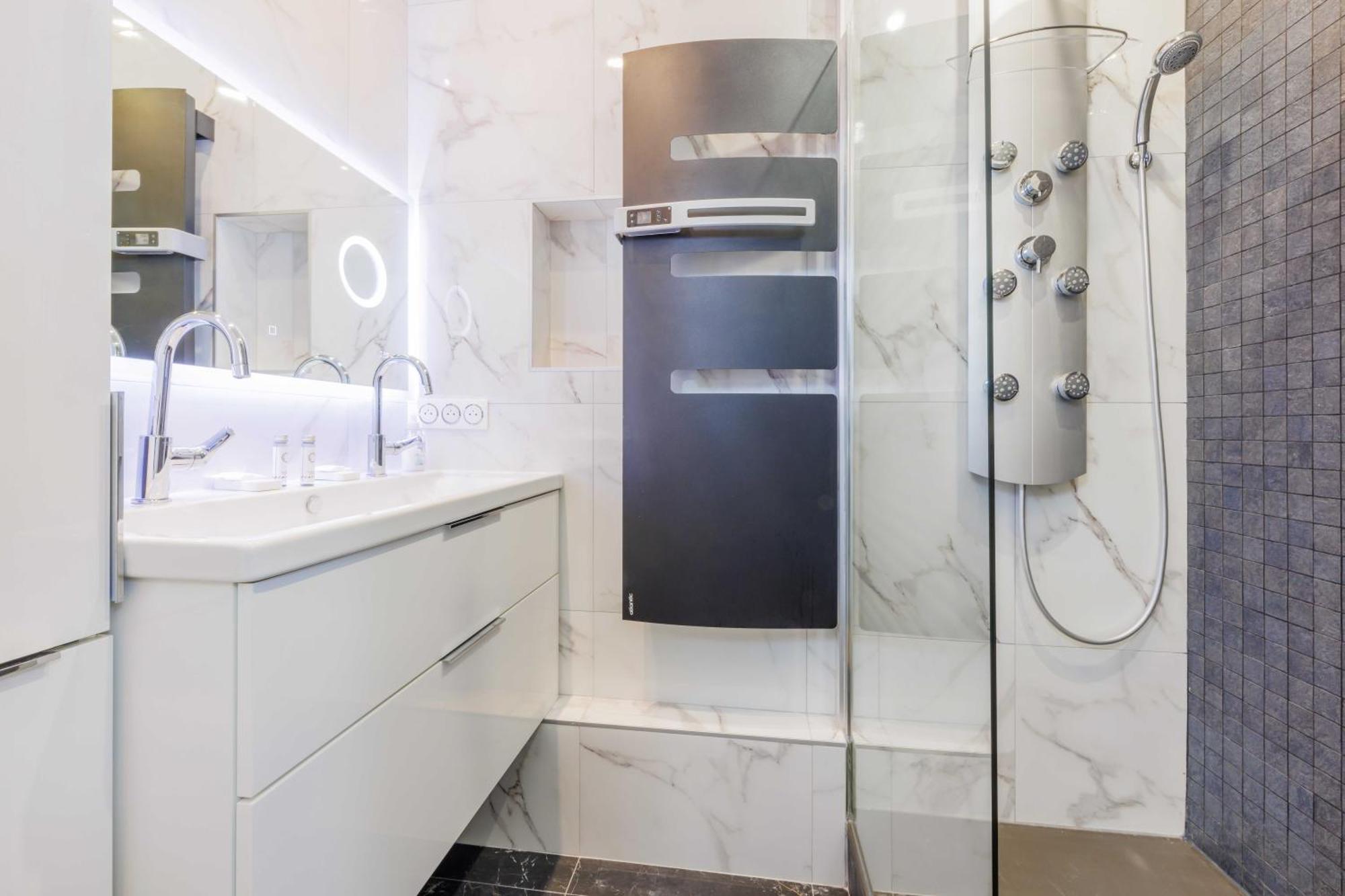 Charmant Appartement 2Br-6P - Gare De L'Est París Exterior foto